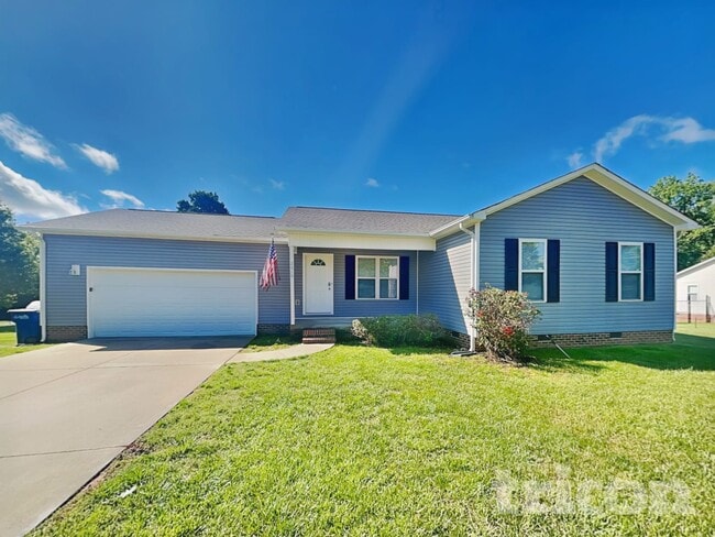 Photo - 2010 Beauty St