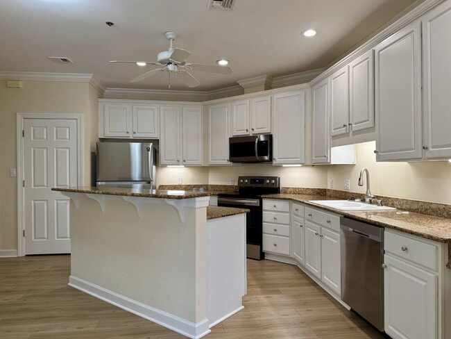 Photo - "Coastal Comfort: Spacious 2-Bedroom Condo Retreat in Virginia Beach" Unit 107