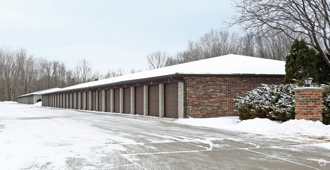 Photo - Deerfield Apartments