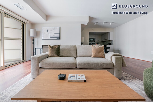 Photo - 4001 9th St N Unit FL8-ID1125