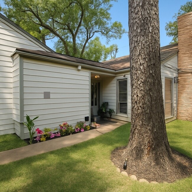 Building Photo - 13310 Ravensway Dr