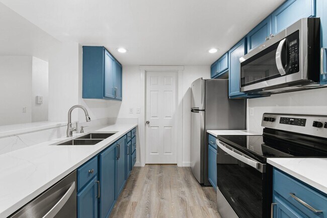 Photo - Fully Remodeled 1 bedroom Minutes from Microsoft!