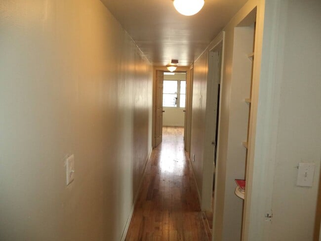Photo - 106-23 Inwood St Unit 2ND FLOOR