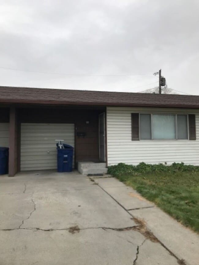 Photo - 276 Filer Ave