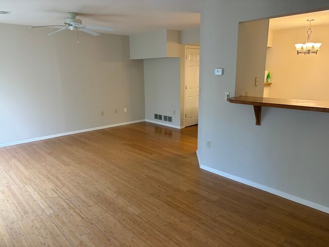 Photo - 114 Cardinal Ln