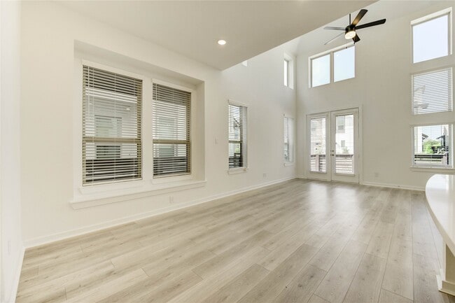 Photo - 19718 Curved Steel Dr