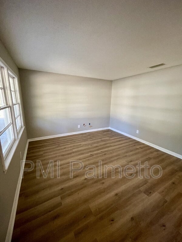 Photo - 3732 Hickory St