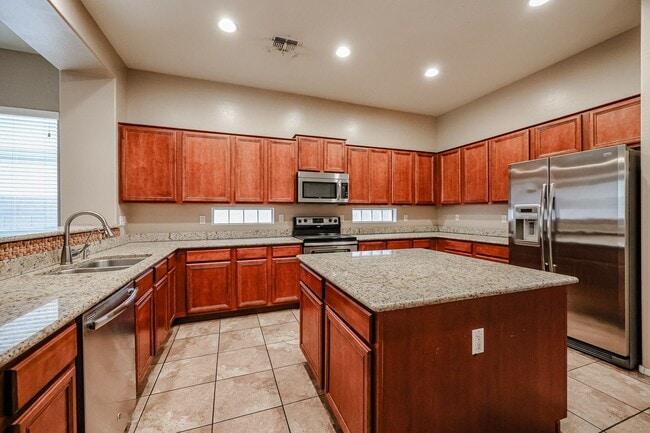 Photo - COMING SOON !! Spacious 4 Bed, 2.5 Bath 2 Story Home in Shadow Ridge Community/ Chandler