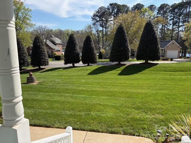 Photo - 8129 Camelia Ln