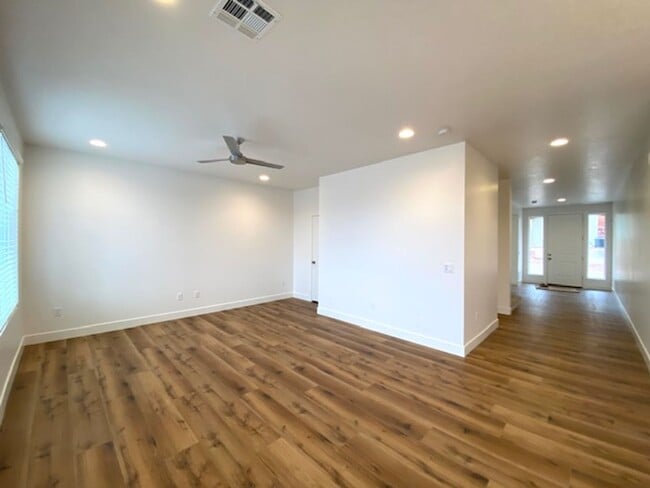 Photo - 438 N Stone Mountain Dr Unit A