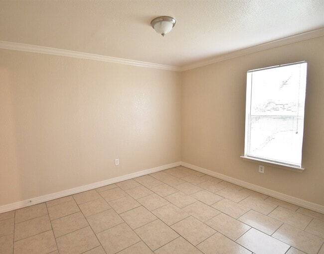 Photo - Cute 3 Bedroom 1 Bath Home with storage shed.