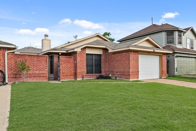Photo - 6627 Misty Dale Dr