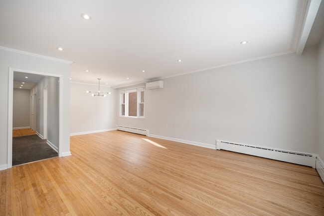 Photo - 207 St Clements Ave