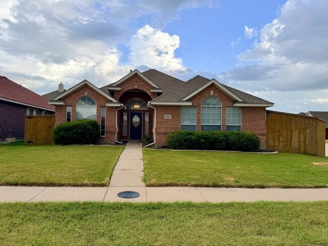 Building Photo - 7932 Hill Country Ln