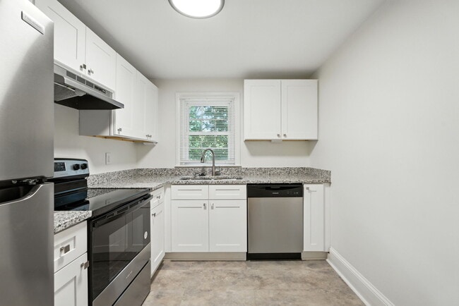 Photo - 1106 Garner Rd