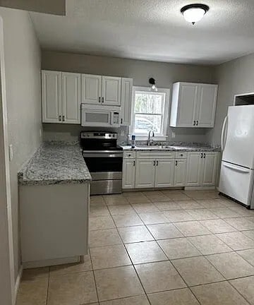 Building Photo - 1718 4th Ave E Rental