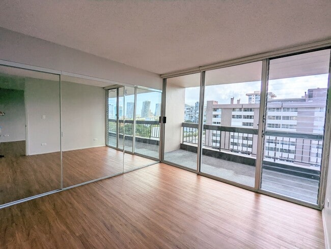 Photo - Partly Furnished 1-Bedroom 1-Bath with 1 parking @ Kinau Lanais in Makiki Unidad 1101