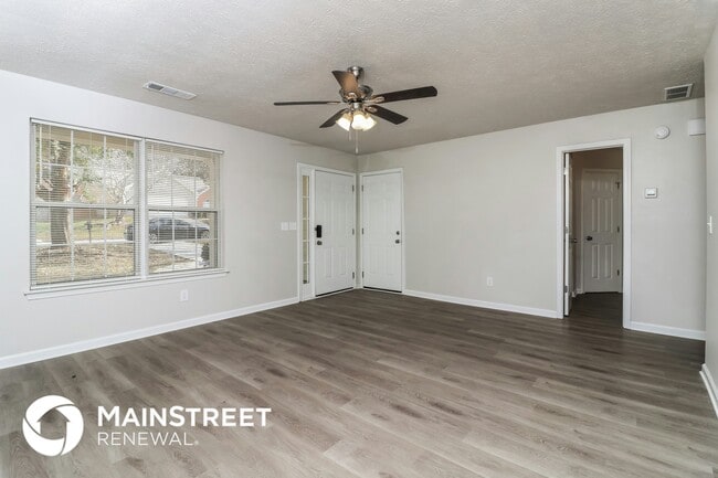 Photo - 7250 Bridgeport Ct