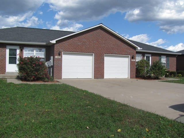 Building Photo - 117 Croghan Way Unit 1