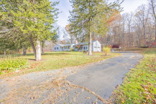 Photo - 43 Evergreen Rd