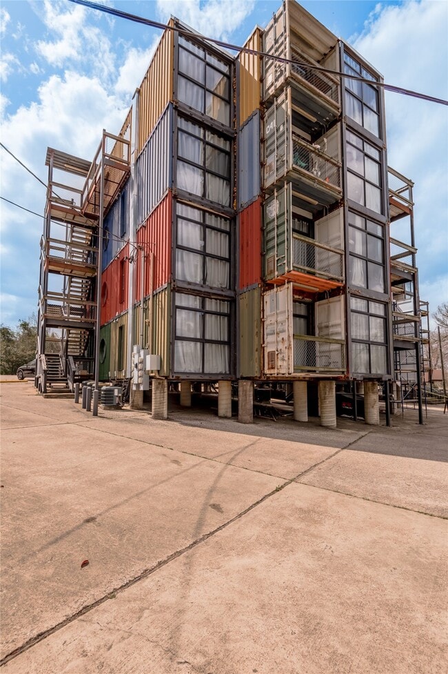 Photo - 1400 Sycamore Ave Unit 4A