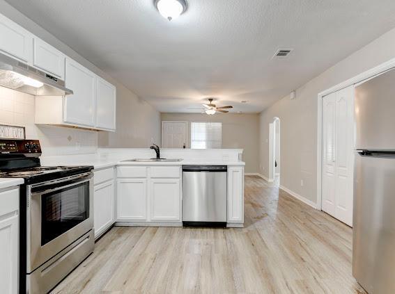 Building Photo - 2321 Terrace Dr