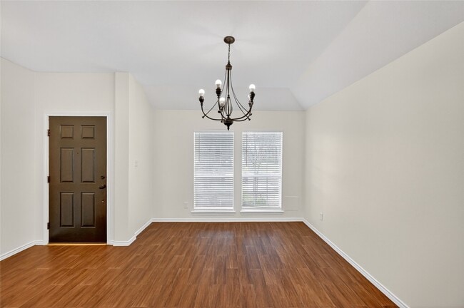 Photo - 4902 Lake Catherine Ct