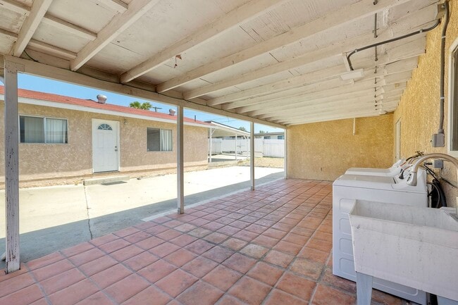 Photo - Three bedroom two bath home- fenced yard! - Castle Park