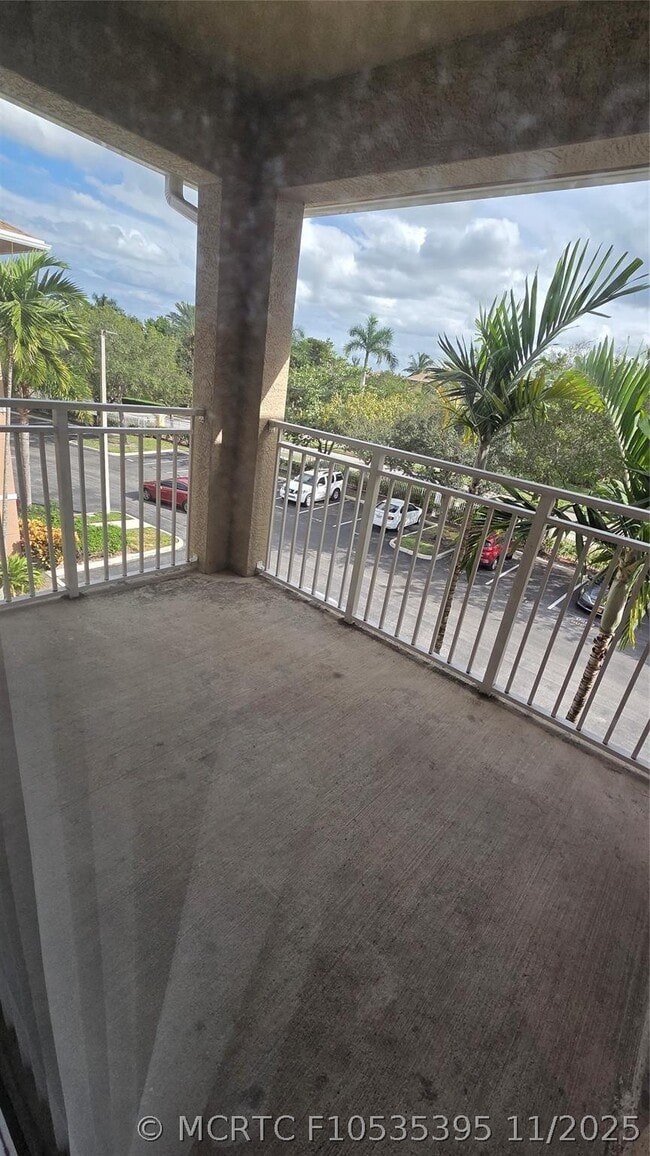 Photo - 6505 Emerald Dunes Dr Unit 302