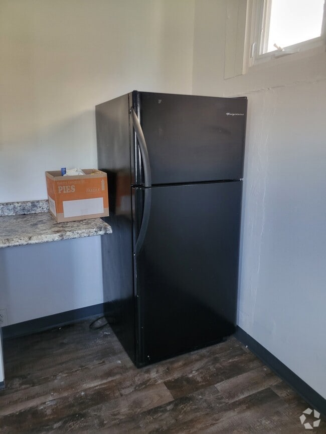 Building Photo - 115 Northfield Rd Unit 3 Rental