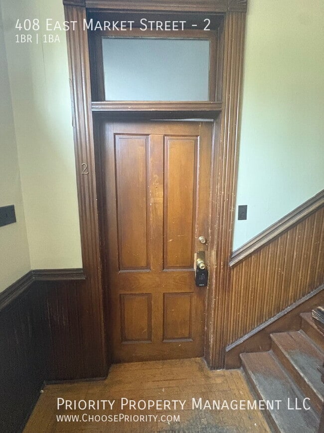 Photo - 408 E Market St Unidad 2