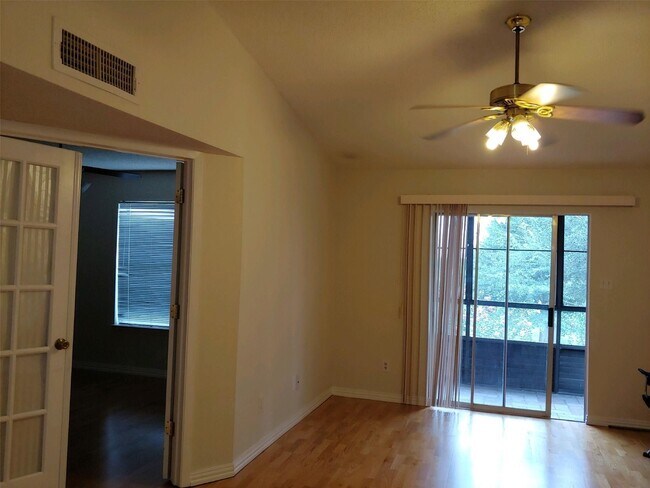 Photo - 10555 Turtlewood Ct Unit 1511