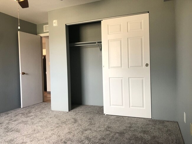 Photo - 1 Bedroom Condo at Stongate - UTILITIES INCLUDED!