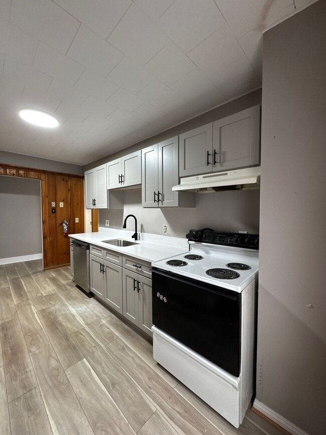 Photo - 1222 Main St Unit 1222 Main Street  3