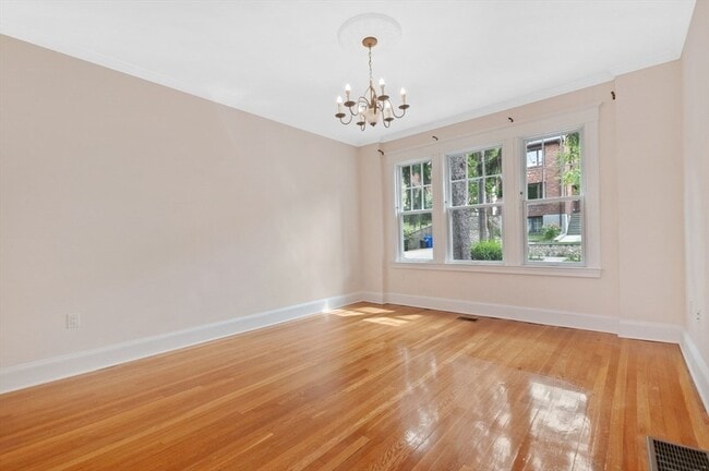 273 Mason Ter Unit L