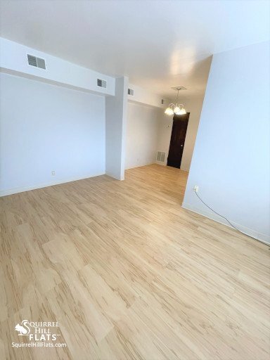 Photo - 5712 Phillips Ave Unit B8