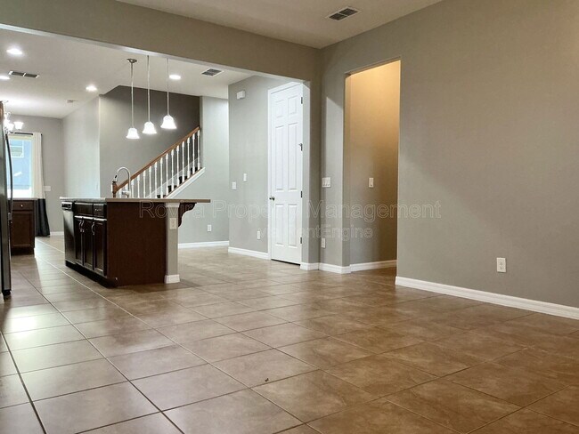 Photo - 5205 Northlawn Way