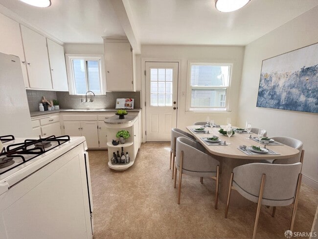 Photo - 456 Mastick Ave