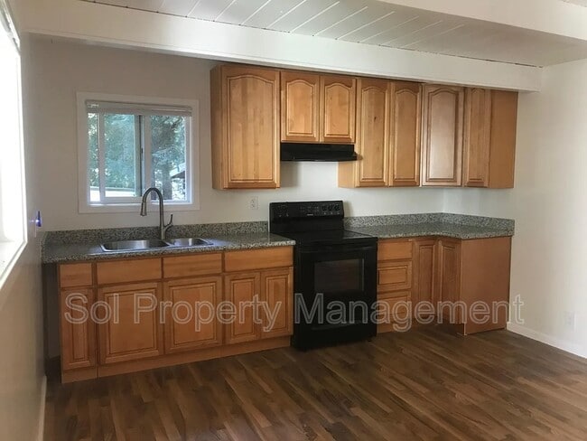 Photo - 14255 Highway 9