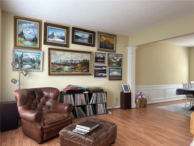 Photo - 2165 Chattahoochee Dr NW