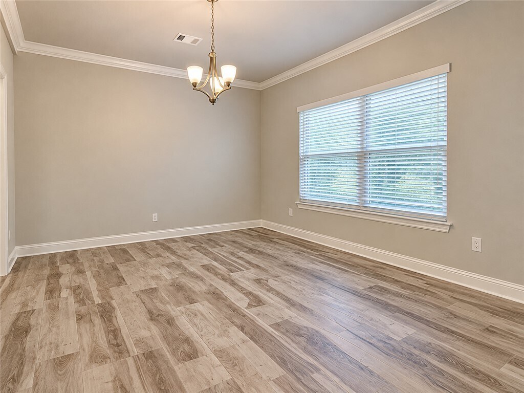 Photo - 34 Woodbridge Dr