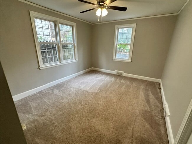 Photo - 2209/11 Unit 2211