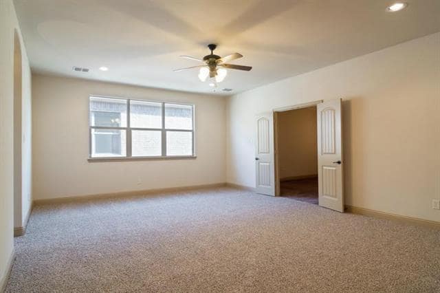 Photo - 1021 Taylor Dr