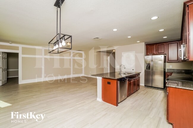 Photo - 19116 Malinche Loop