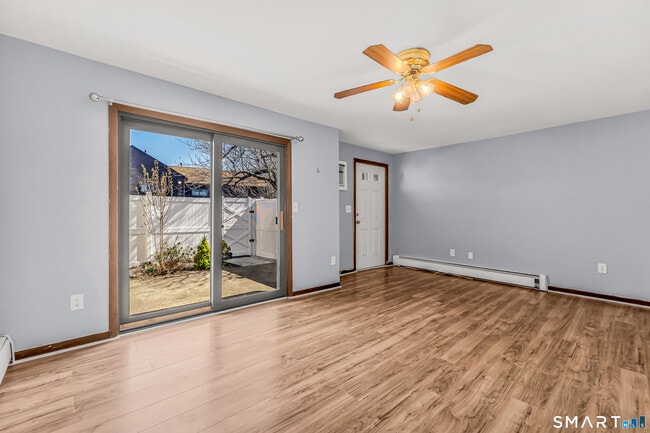 Building Photo - 20 Trolley Cir Unit 20