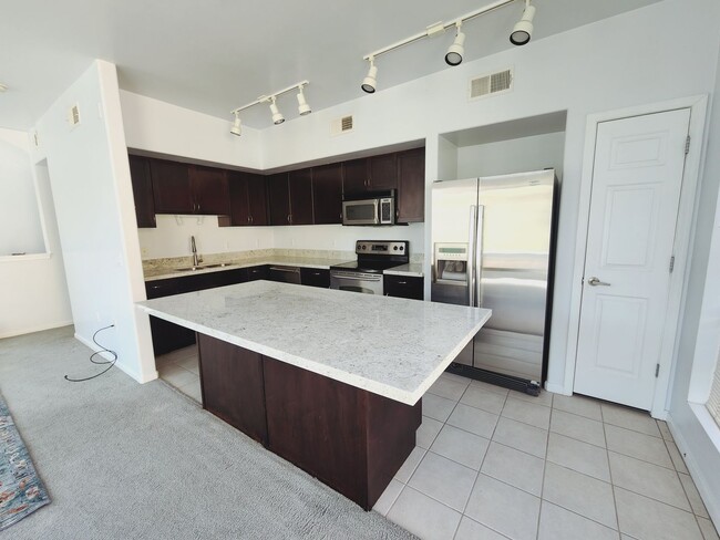 Photo - Lovely Parkside Townhome!