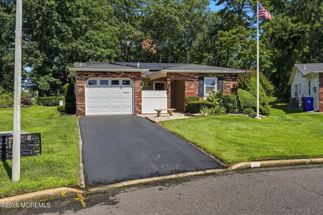 Photo - 22 Higgins Ct