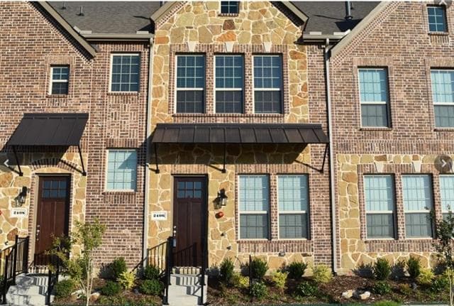 Building Photo - 2406 Magalia Ln