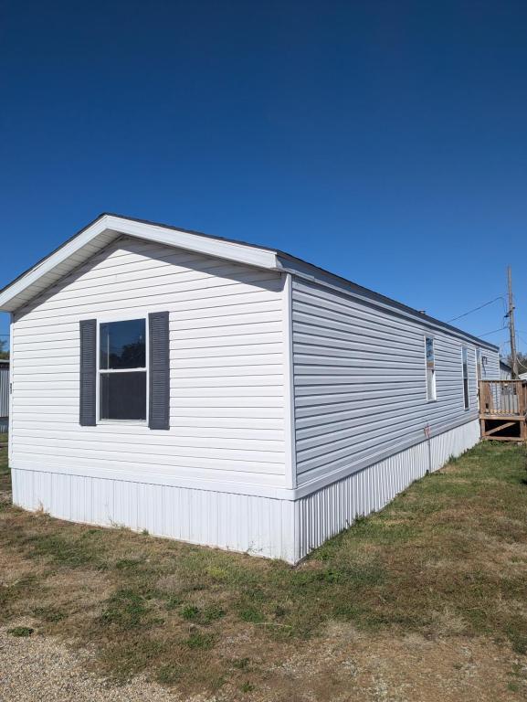 Photo - 611 W Matthews St