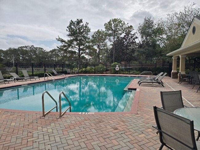 Photo - Beautiful 3 Bedroom 2.5 Bath in Riverview